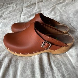 MIA Swedish leather clogs size 38 / 7.5